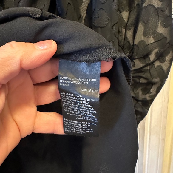 White House Black Market black blouse sheer 3/4  sleeves. Lined  NWT - Picture 8 of 8